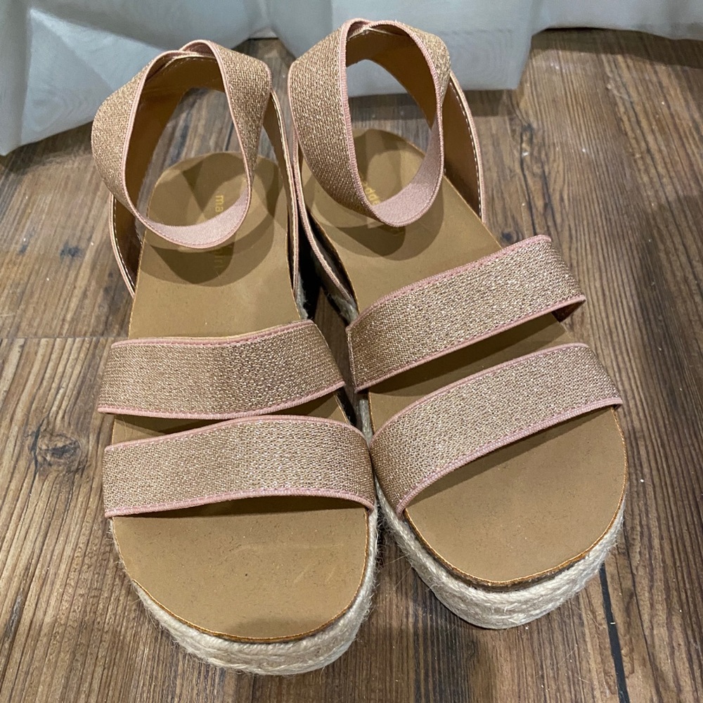 Madden Girl Rose Gold Glitter Sandal/Heels